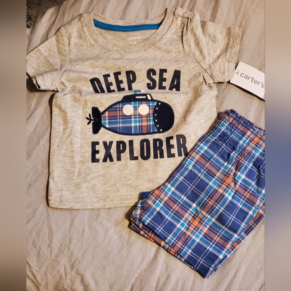 NWT 2 pc Carters baby boy short set 6 months